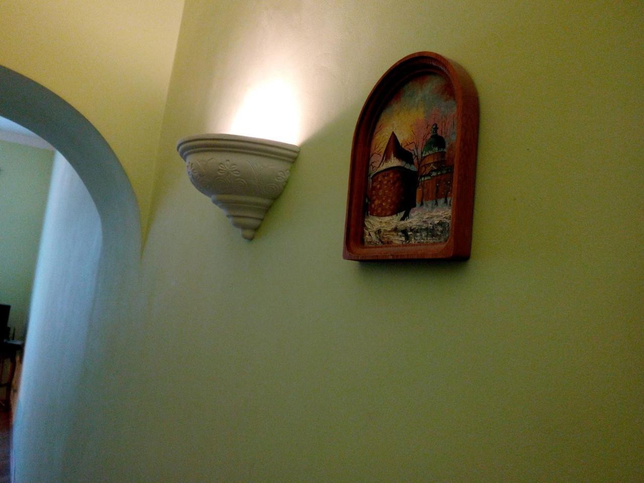 Flat On Sheptytskykh Apartment Lviv Ngoại thất bức ảnh