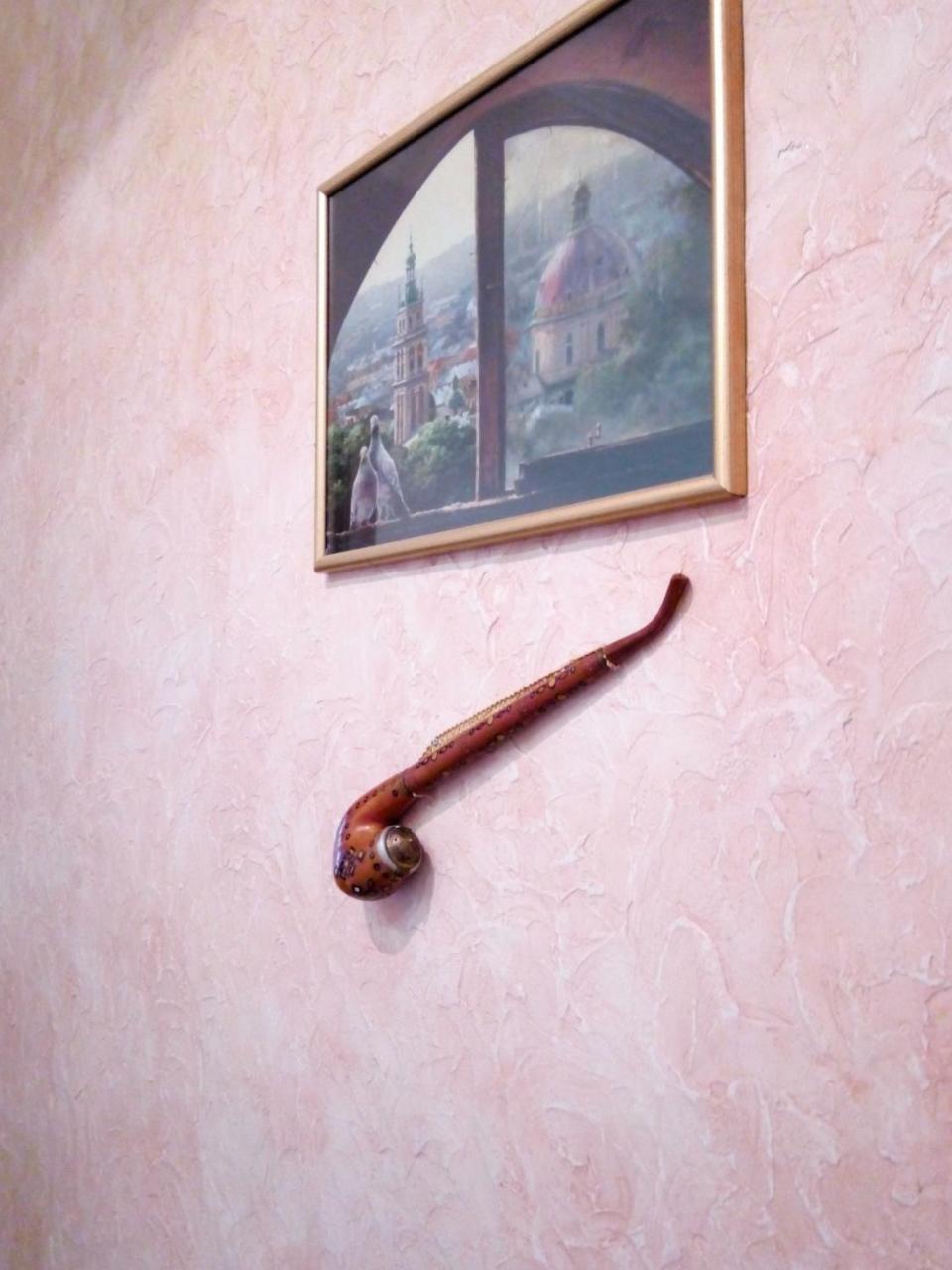 Flat On Sheptytskykh Apartment Lviv Ngoại thất bức ảnh