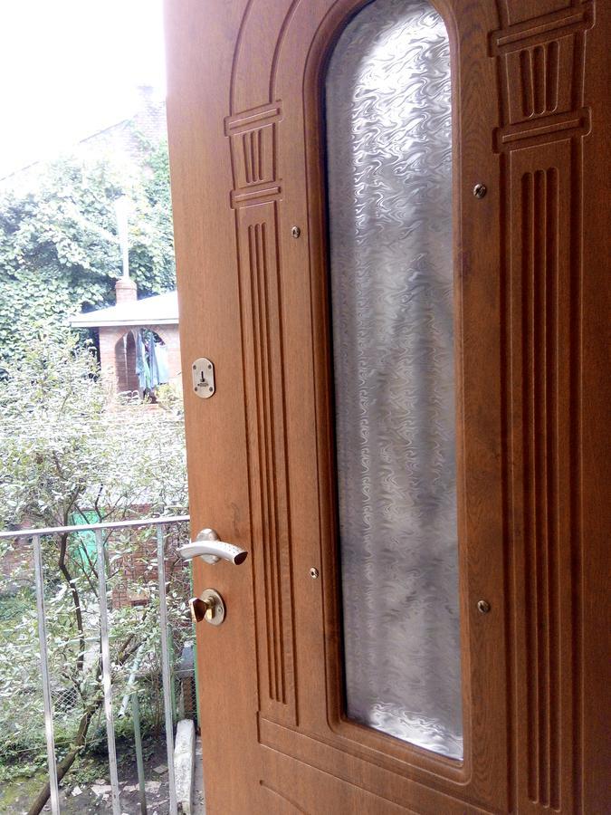 Flat On Sheptytskykh Apartment Lviv Ngoại thất bức ảnh