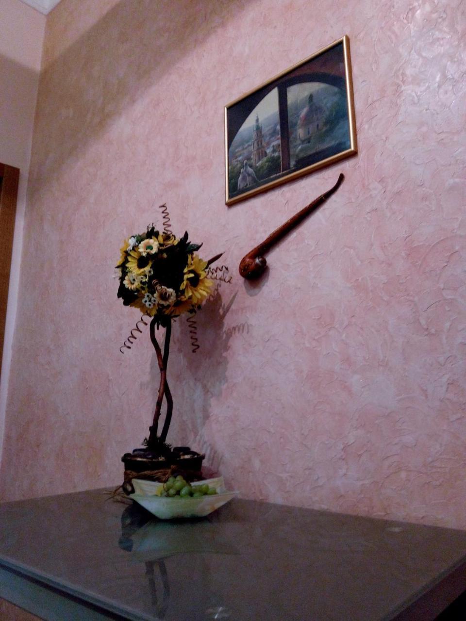 Flat On Sheptytskykh Apartment Lviv Ngoại thất bức ảnh