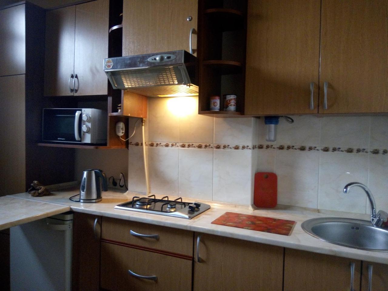 Flat On Sheptytskykh Apartment Lviv Ngoại thất bức ảnh